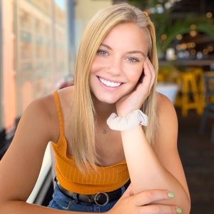 Meet your Posher, Sidney